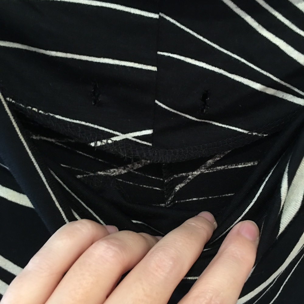 Beautiful belted dress💋🌴🍒 - Picture 4 of 8